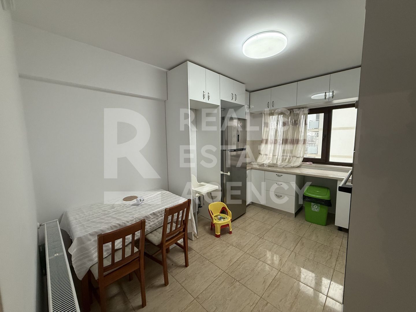 Vânzare apartament cu 4 camere, Bucium, Iași - Poză 8