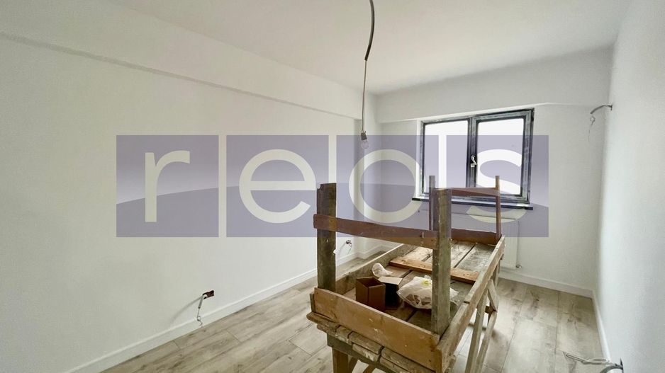 VANZARE APARTAMENT 3 CAMERE TEPES VODA CALEA CALARASILOR 87MP MANSARDA - Poză 5