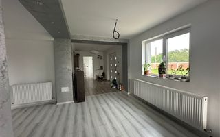 Casă de vânzare în Comuna Băbeni - Poză 5