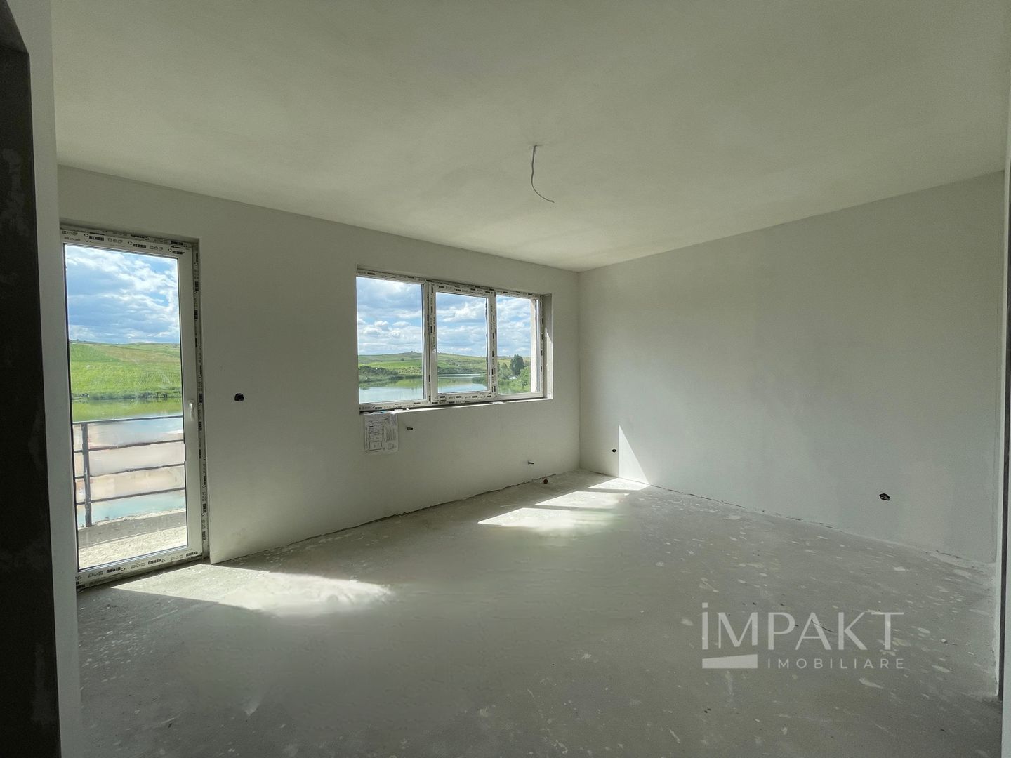 Casa individuala, dispusa trei nivele in Chinteni! - Poză 9