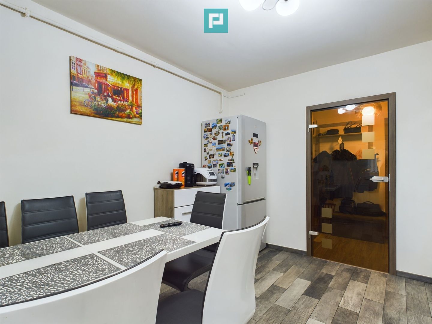 Apartament cu 5 camere in zona UMT 105mp - Poză 8
