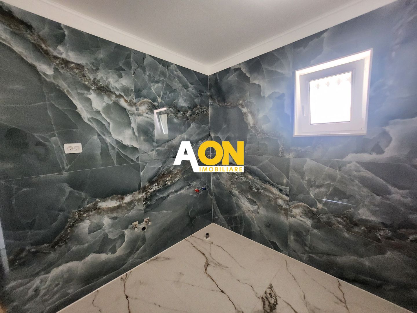 De vanzare casa tip insiruit 4 camere, 180 mp teren zona Alba Micesti - Poză 14