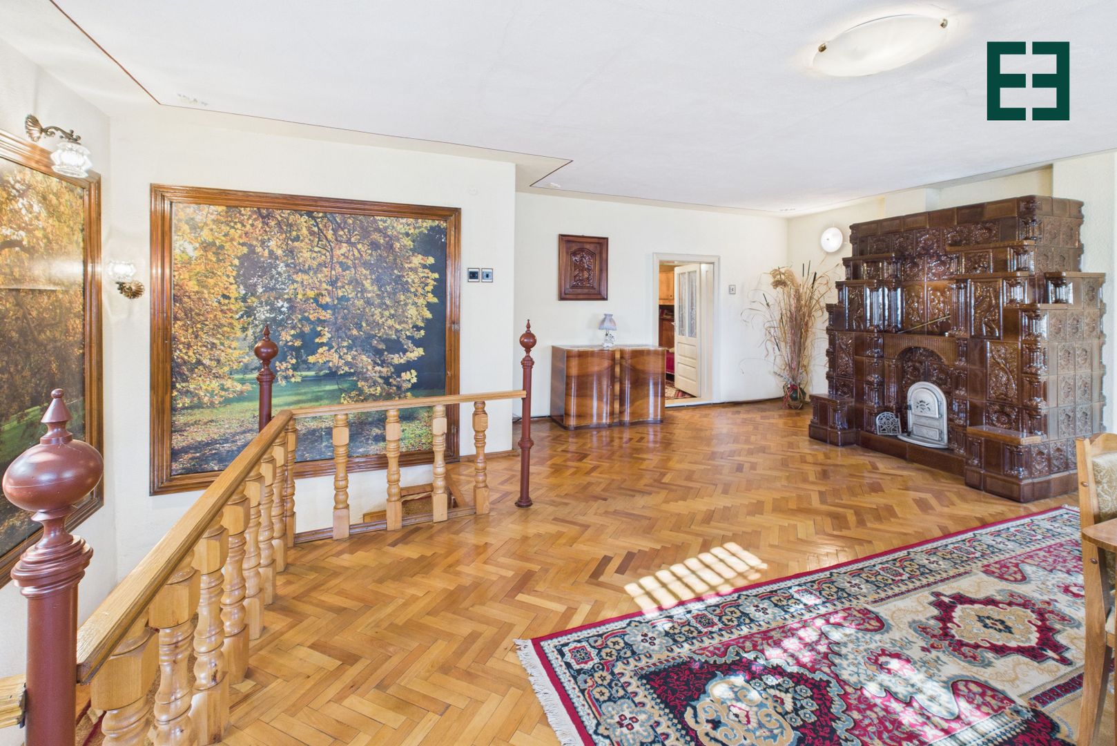 Casă cu 10 camere și 1437 mp teren în Ineu - Arad - Poză 5