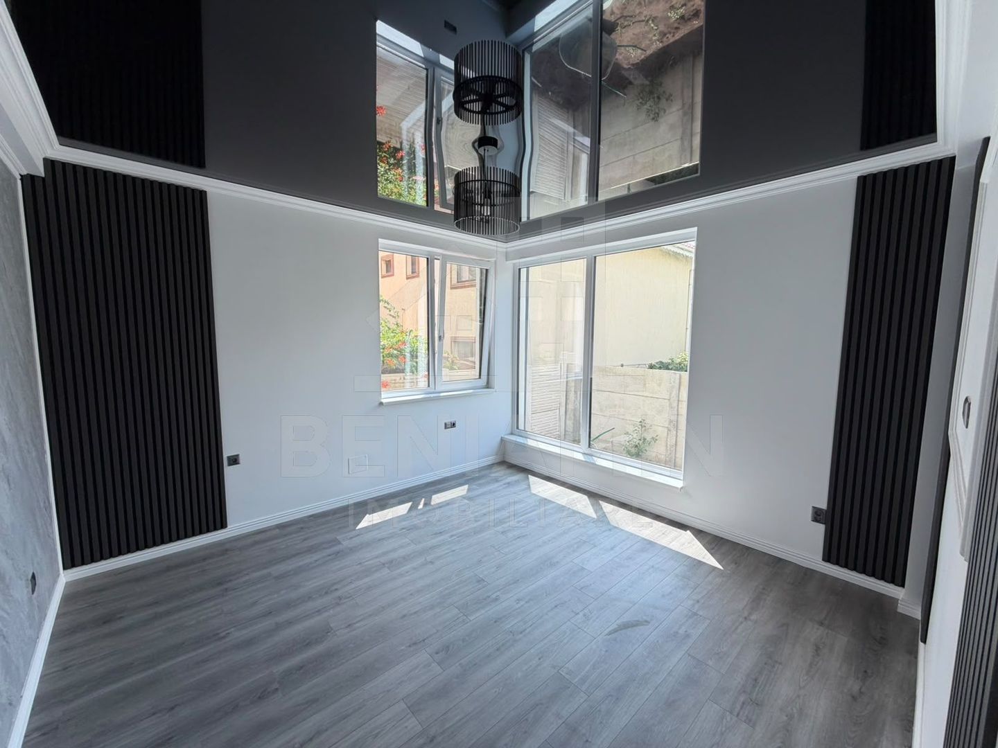 Casa 3 dormitoare-3 bai-Bariera Valcii-Moderna-toate utilitatile - Poză 3