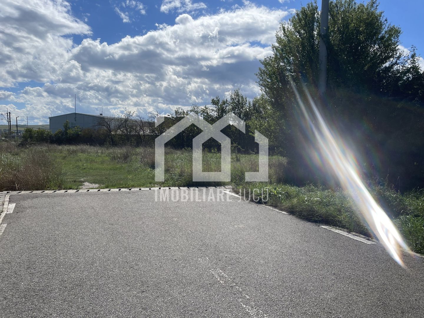 Teren Intravilan 1115mp - Juc-Herghelie - Poză 2