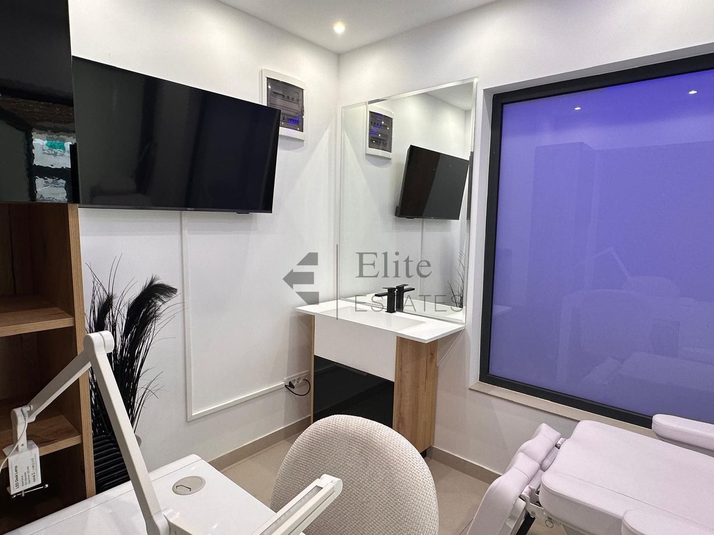 Salon lux de inchiriat in cartierul Nufarul, Oradea - Poză 8