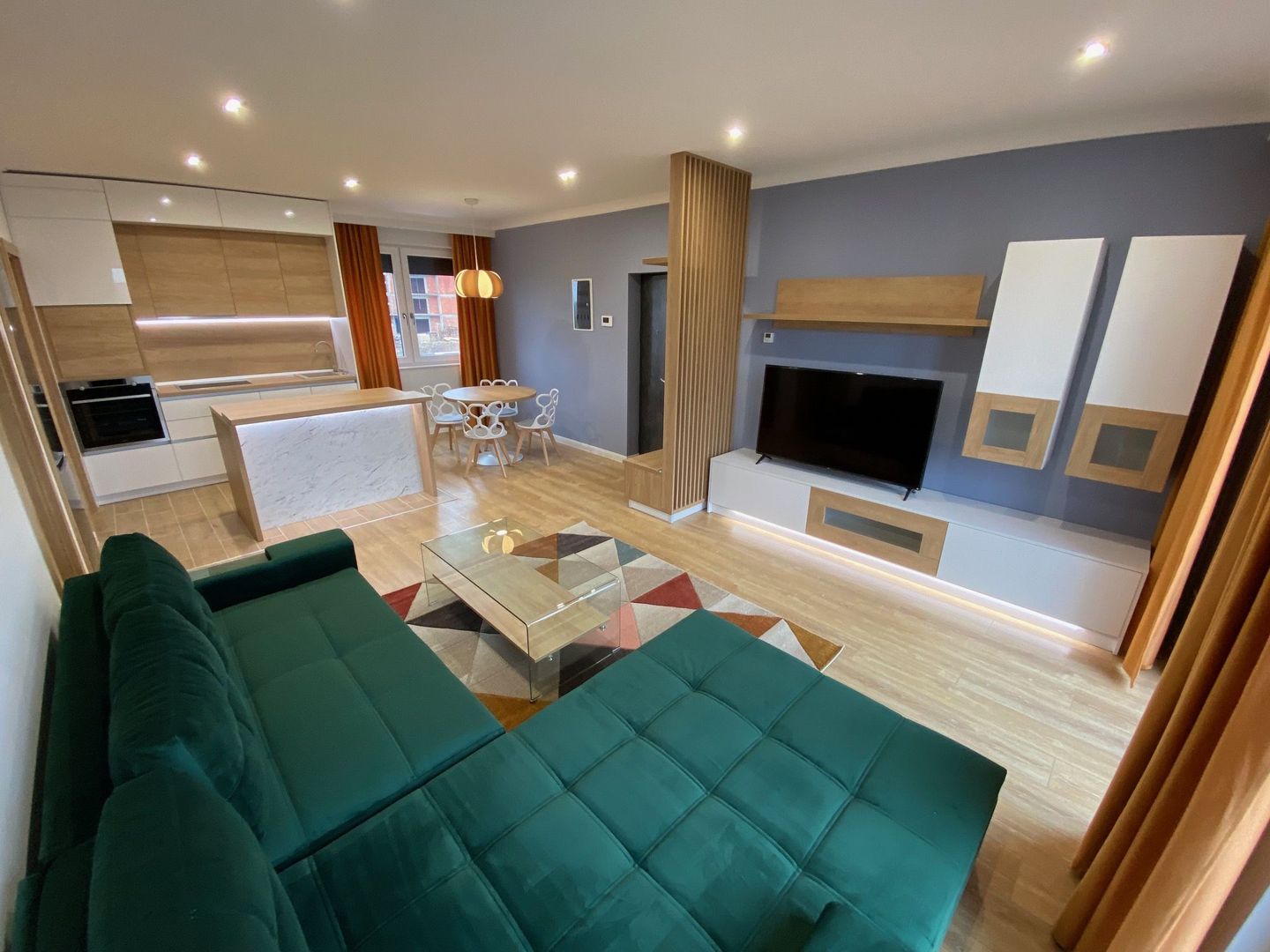 Apartament 2 camere  în Dumbravita - Poză 1