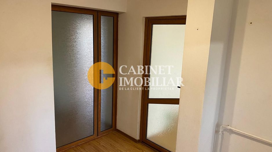 Nicolina - Cug - 4 Camere Decomandat -Etaj 3 - Bloc 1986 - Poză 7