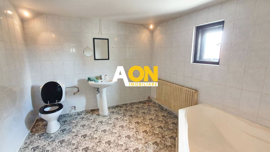 Casa pentru birouri, 5 camere, 1300 mp teren - Poză 12