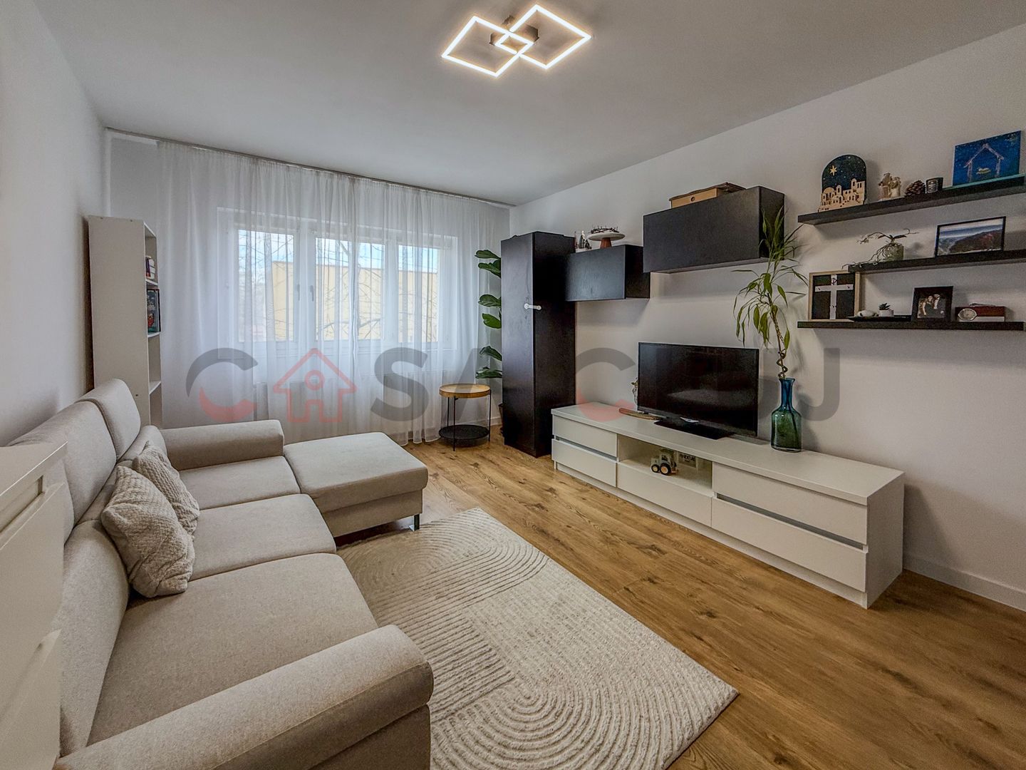 Apartament modern cu 2 camere la etajul 1, Intre Lacuri - Poză 2