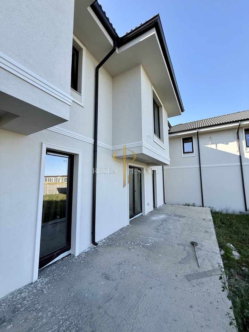 Casă înșiruită | 3 camere - 2 bai| Giroc - Poză 2