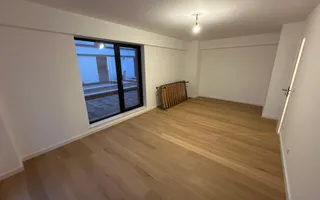 Apartament deosebit pe 2 etaje - Poză 17