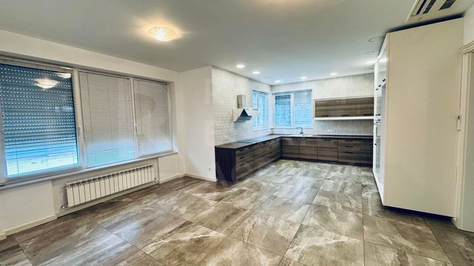 Chirie, casă, 5 camere, str. Frumoasa, Centru - Poză 3