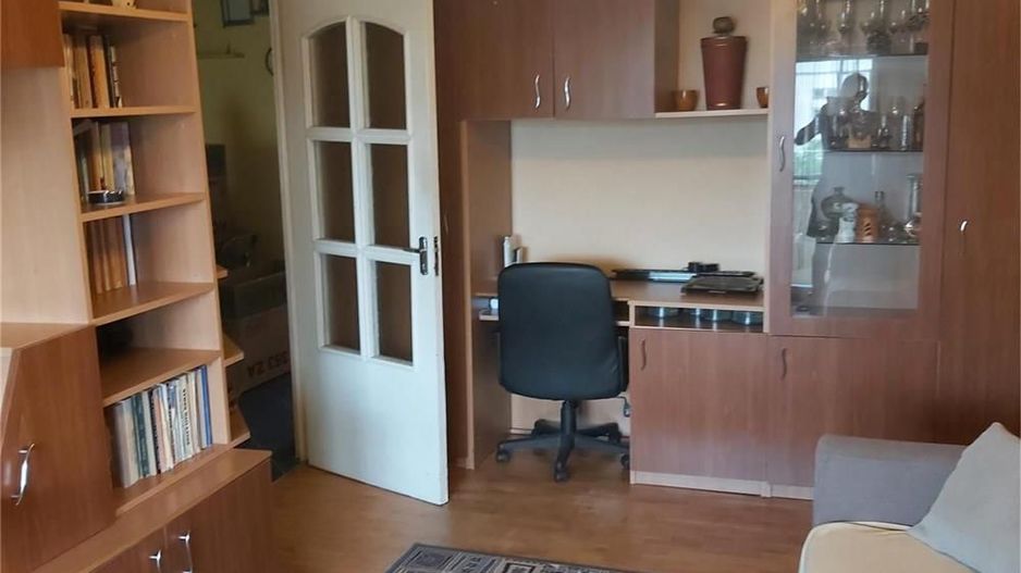 Apartament de vanzare sau la schimb cu casa - Poză 2