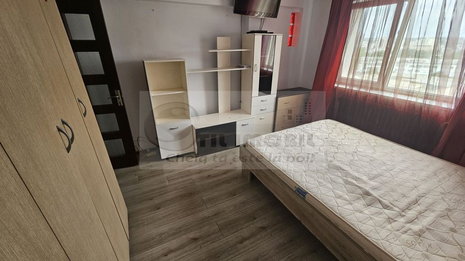 Închiriez apartament circular cu 2 camere Podu Ros - Poză 6