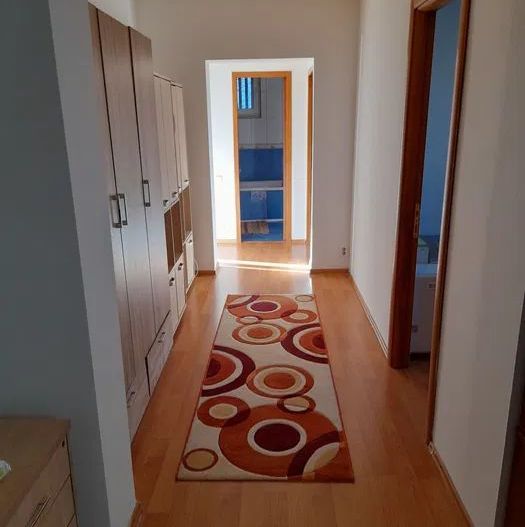 Apartament spatios, 4 camere, zona Gorjului - Poză 1