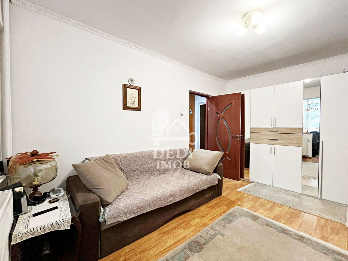 Apartament 2 camere de vânzare in zona Rogerius, Oradea - Poză 3