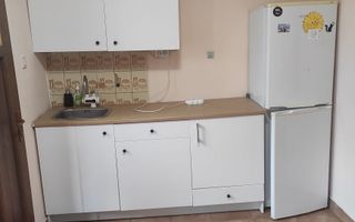De inchiriat apartament la casa - Poză 2
