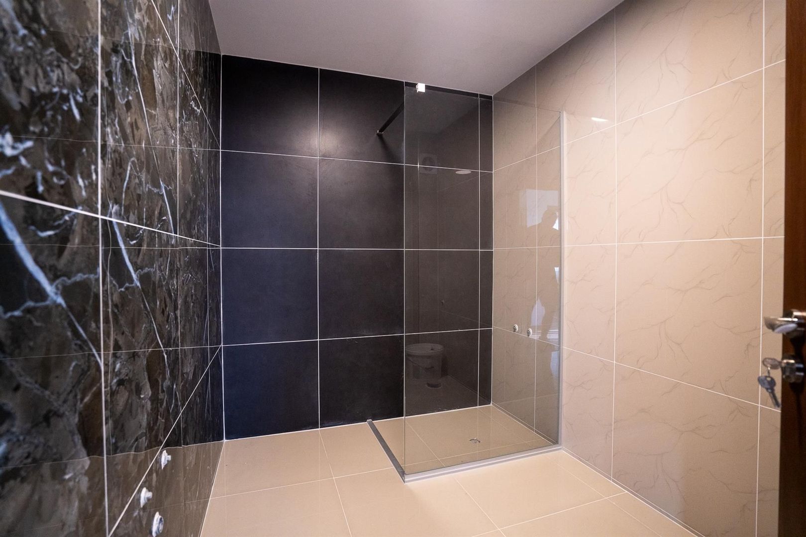 Casa 4 camere in Nojorid - Poză 2