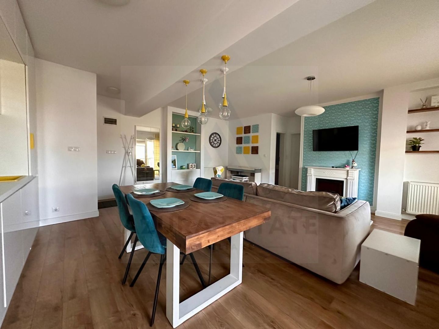 Apartament modern 3 camere 2 bai si loc de parcare in zona Ciresica - Poză 8