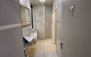 Spatiu comercial pentru mai multe domenii de activitate - Poză 13