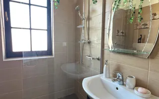 Apartament cu 2 camere, Ronat-Mehala, loc de parcare, La Rosa Residence - Poză 13