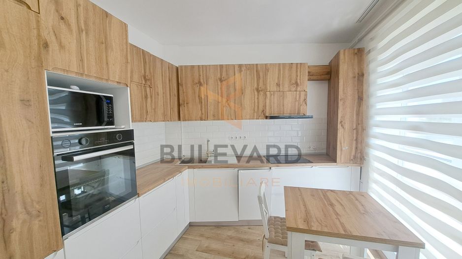 Apartament 2 camere, terasa de 15 mp, garaj subteran, boxa, Centru! - Poză 8