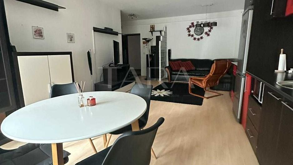 Apartament 2 camere – Baciu, zona Petrom, etaj intermediar - Poză 1