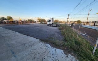 Hala zona Metro - Poză 6