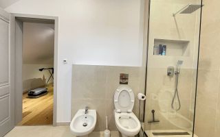 Casă cu design modern & suflet autentic – 200 m² de confort și rafinam - Poză 36