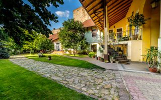 Casă boierească în zonă centrală - Poză 2