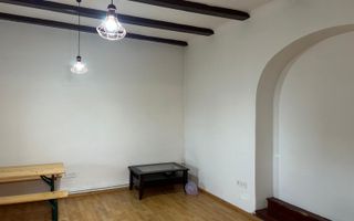 Casa De Închiriat / 6 camere / Viile Sibiului - Poză 11