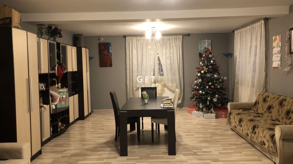 Casa/ Vila cu 6 camere de vanzare Sud, Bistrita 255 mp +teren 1000 mp - Poză 2