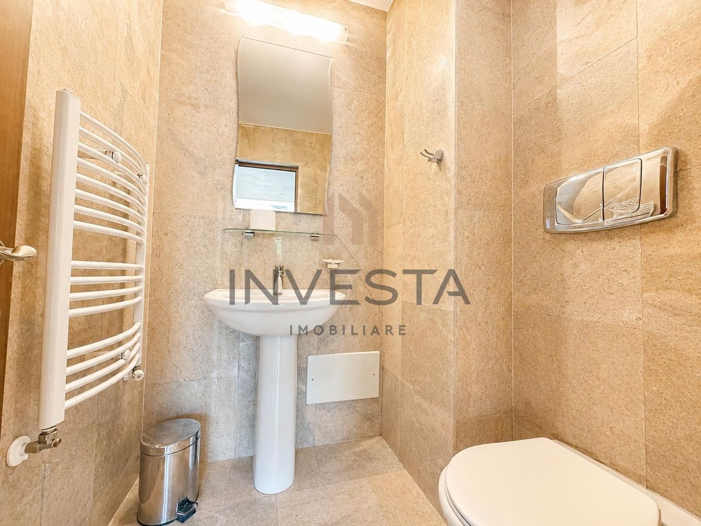 Casa de 360 mp cu sauna si garaj dublu de inchiriat in zona Buna Ziua - Poză 9