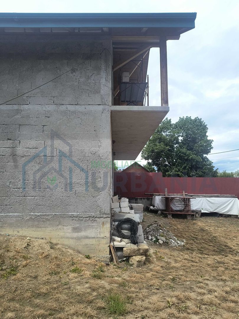 Casă de vânzare în sat Isaiia, comuna Răducăneni, județul Iași - Poză 5