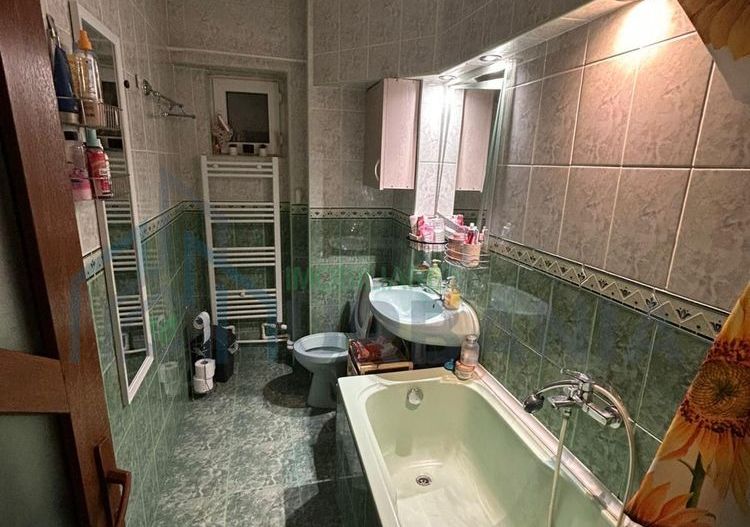 Apartament 3 camere Pacurari - Poză 5