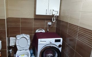 inchiriez apartament 3 camere ,loc parcare - Poză 3