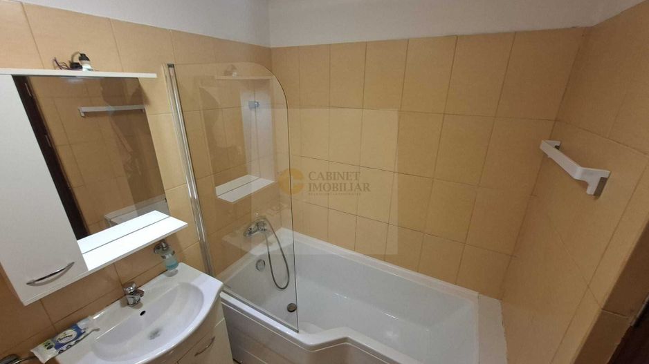 2 Camere - 55MP | Decomandat | 2013 | Parcare | M Gorjului la 6 minute - Poză 5