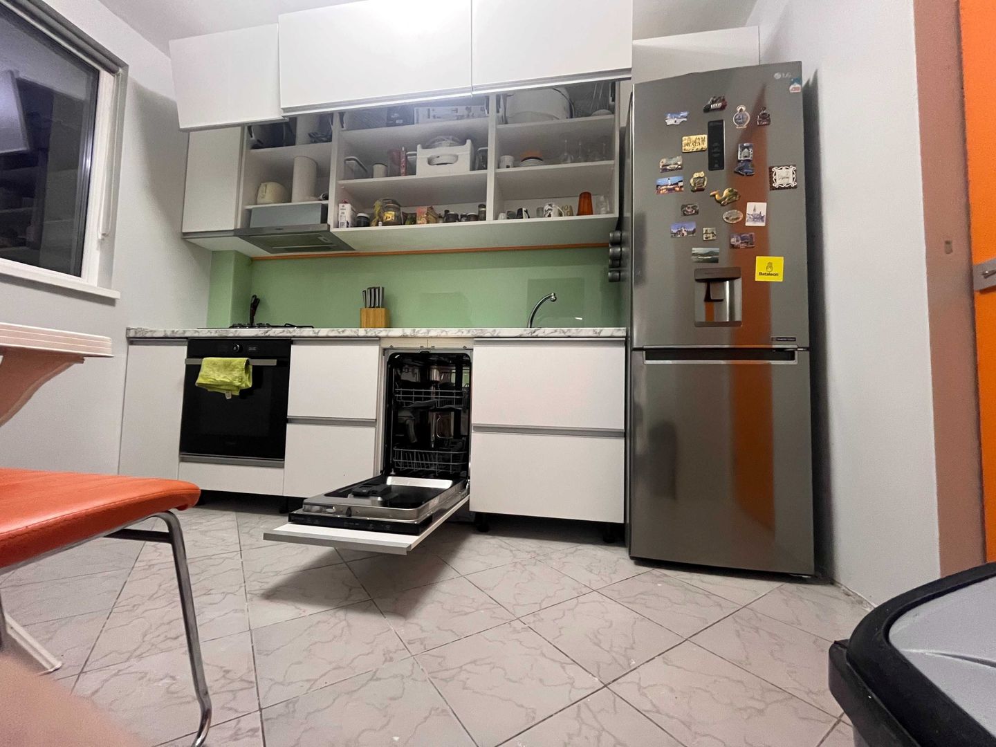 Apartament 2 cam zona Baba Novac - Campia Liberatii - Poză 3