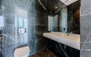 Apartament de 5 camere spațios, situat în zona Nord din Constanța - Poză 24