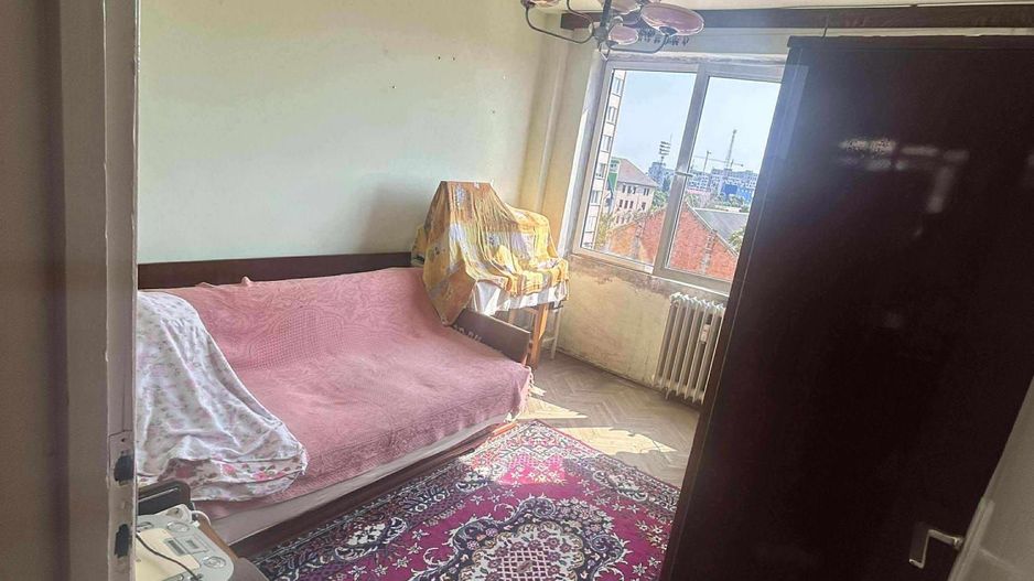 3 Camere | Zona Garii | Etaj Intermediar. - Poză 3