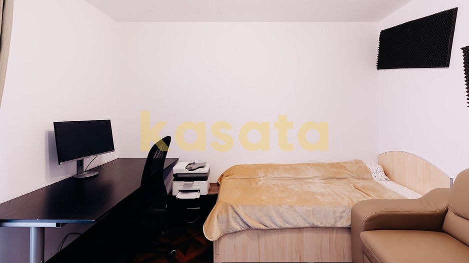 2 camere, renovat, etaj 7 – vedere panoramică către Lacul IOR - Poză 3