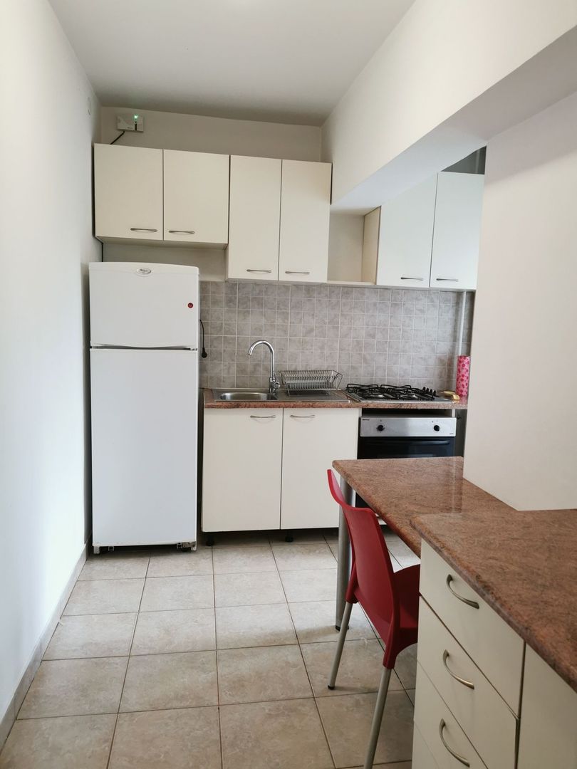 De Inchiriat Apartament 2 camere la 3 min de metrou  Unirii - Poză 5