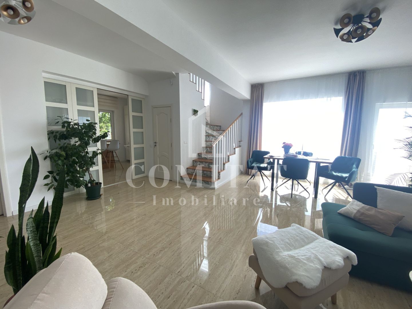 Casa individuală dispusă pe 2 niveluri | La cheie | Dezmir - Poză 5