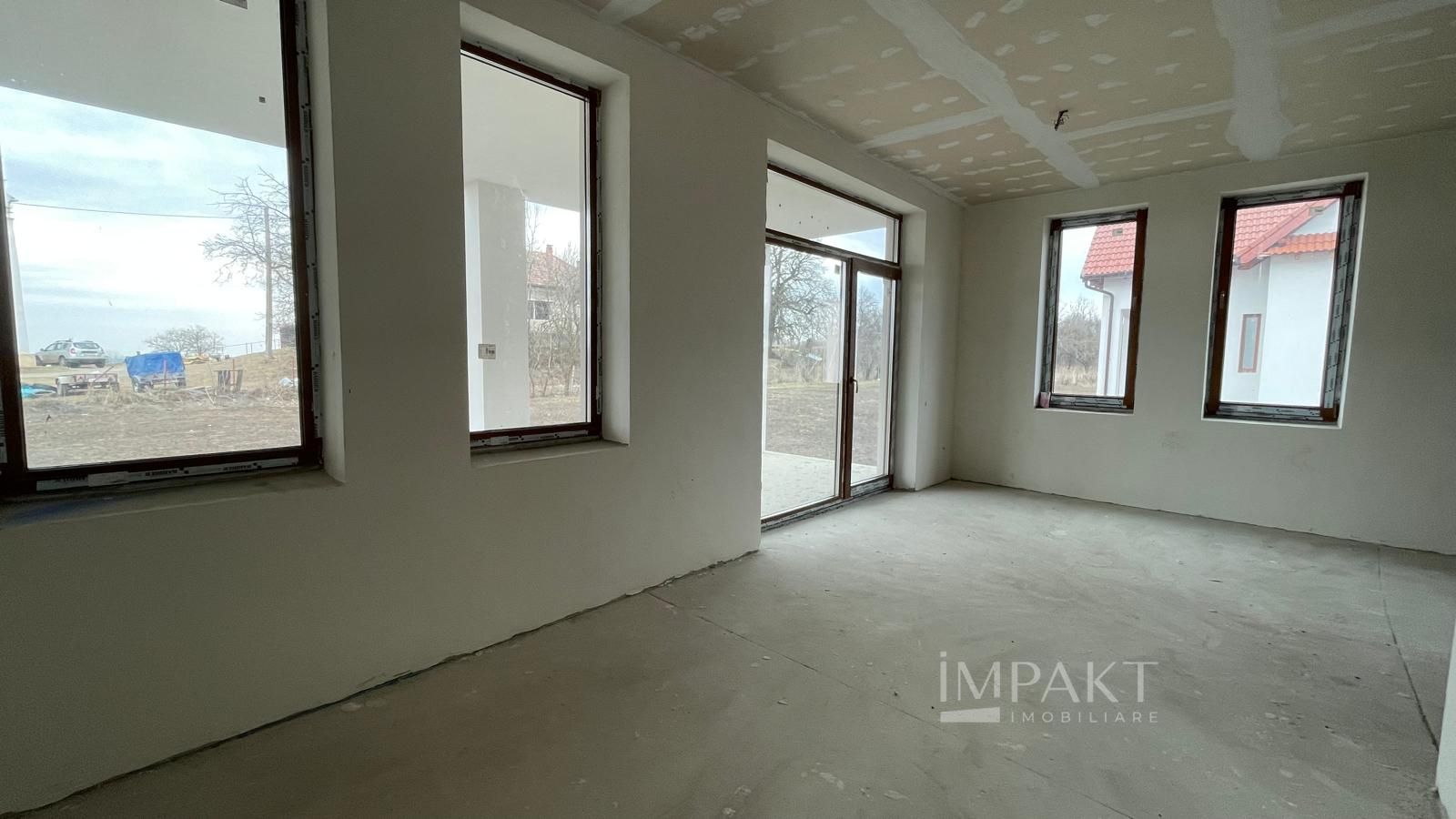 Casa spatioasa cu 1000 mp teren in Aiton - Poză 21