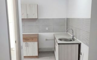 Vanzare apartament cu 2 camere la et 1, Micro 19, 30 mp, 45.000 EURO - Poză 4
