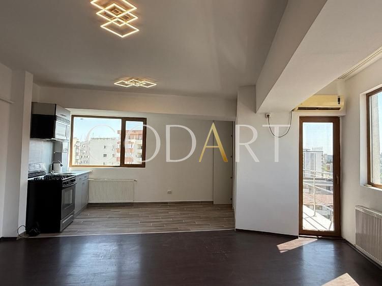 Oportunitate | Apartament doua camere | Vedere panoramica | Metrou - Poză 3