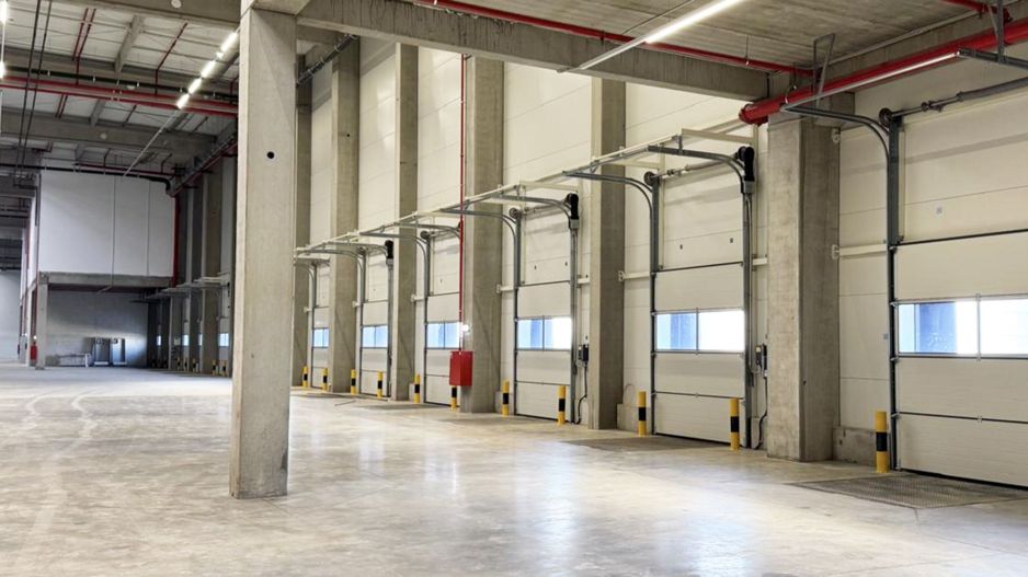 Hală industrială de închiriat, 2.900 mp, Arad - Poză 1