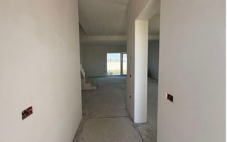 Duplex cu 4 camere in Mosnita Noua la asfalt - Poză 3