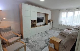 Apartament 4 Camere, Etaj 2, Zona Ampoi 3, Renovat